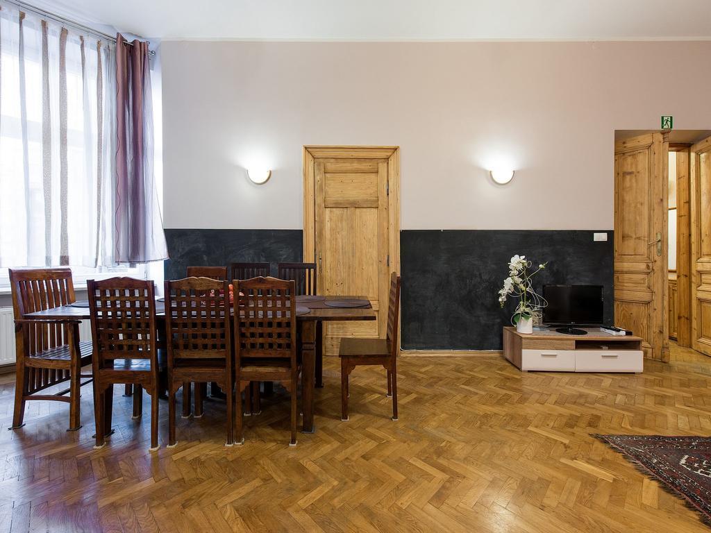 5 Bedroom Family Apartment คราคูฟ ห้อง รูปภาพ