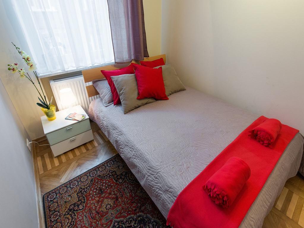 5 Bedroom Family Apartment คราคูฟ ห้อง รูปภาพ